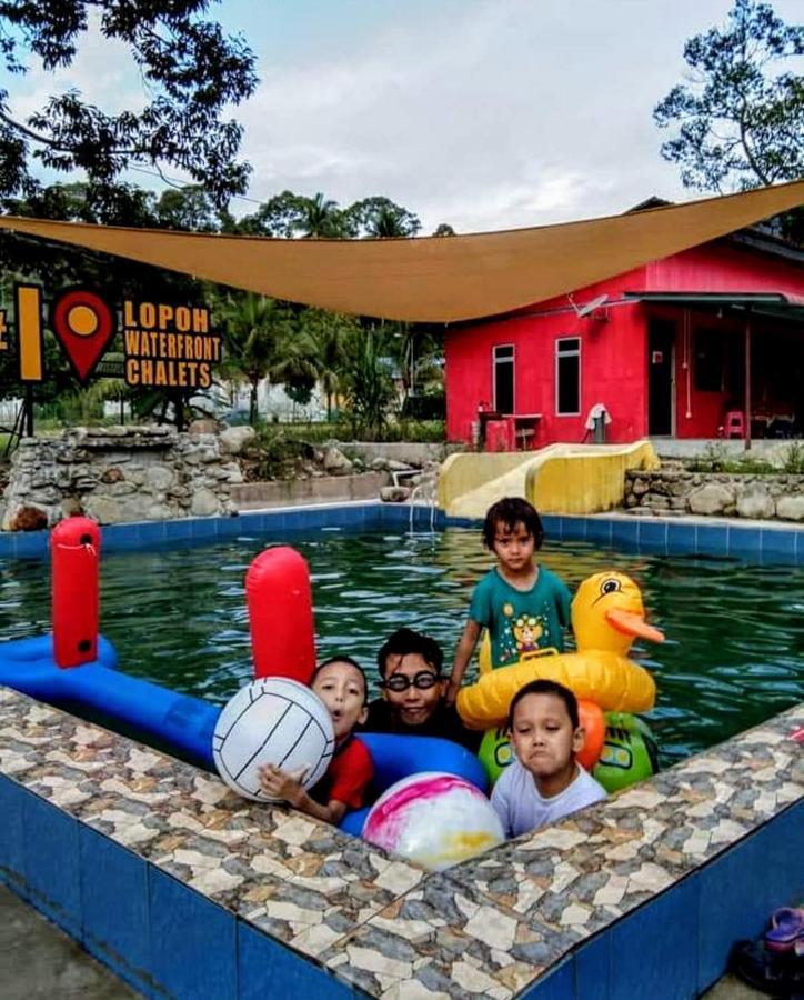 Lopoh Waterfront Budget Chalets Villa Hulu Langat Ngoại thất bức ảnh