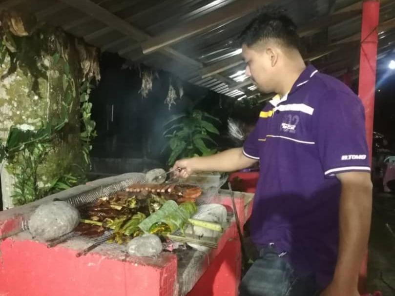 Lopoh Waterfront Budget Chalets Villa Hulu Langat Ngoại thất bức ảnh