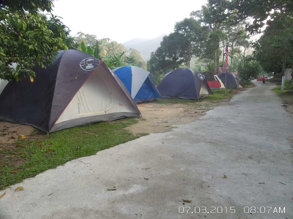 Lopoh Waterfront Budget Chalets Villa Hulu Langat Ngoại thất bức ảnh